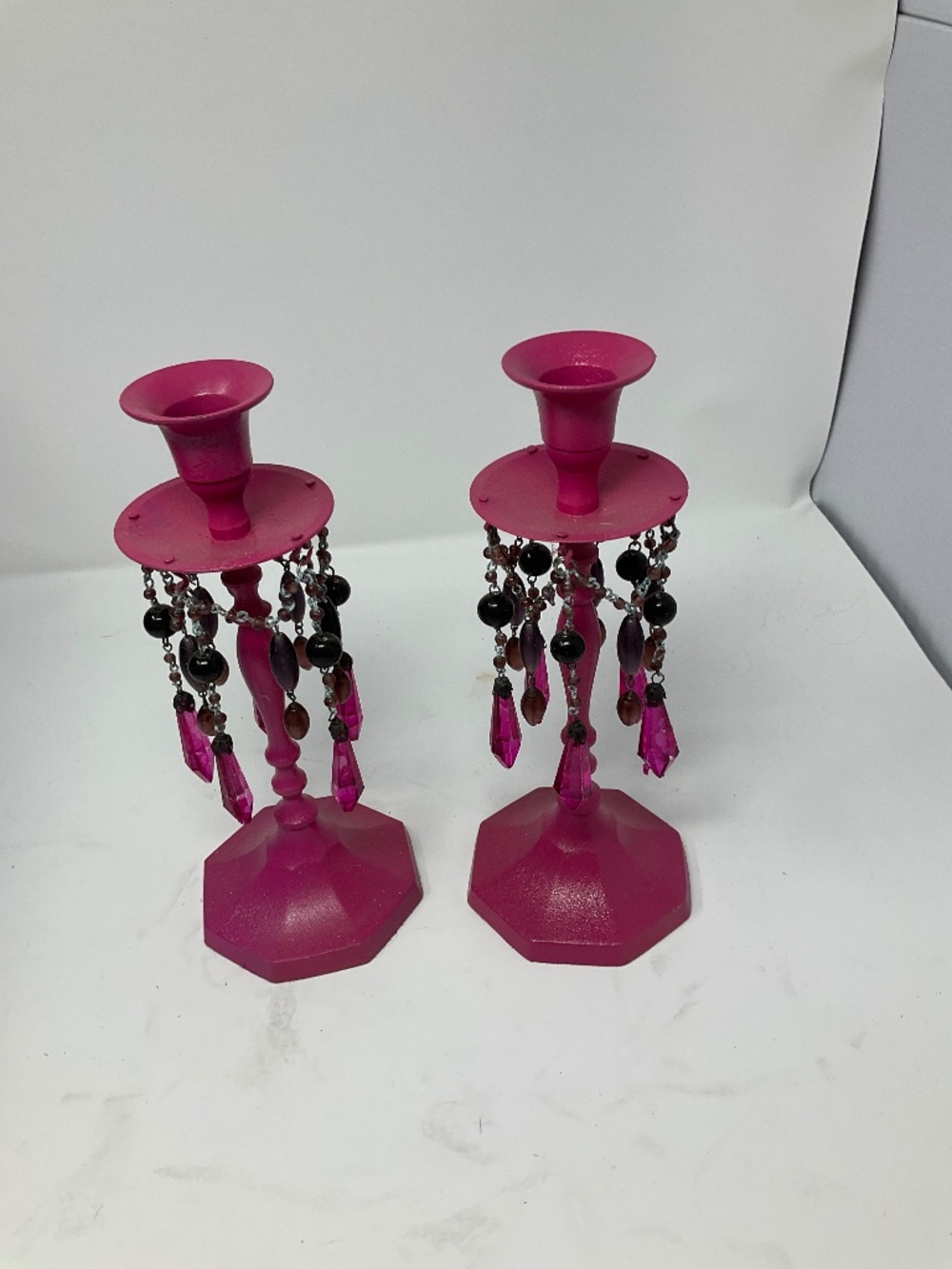 9” pink metal candle holders with pink crystals hanging from chains H287
